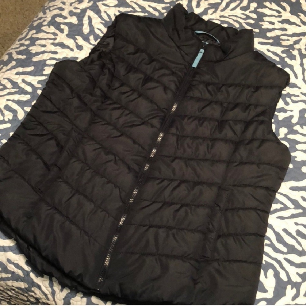 Aeropostale puffer vest